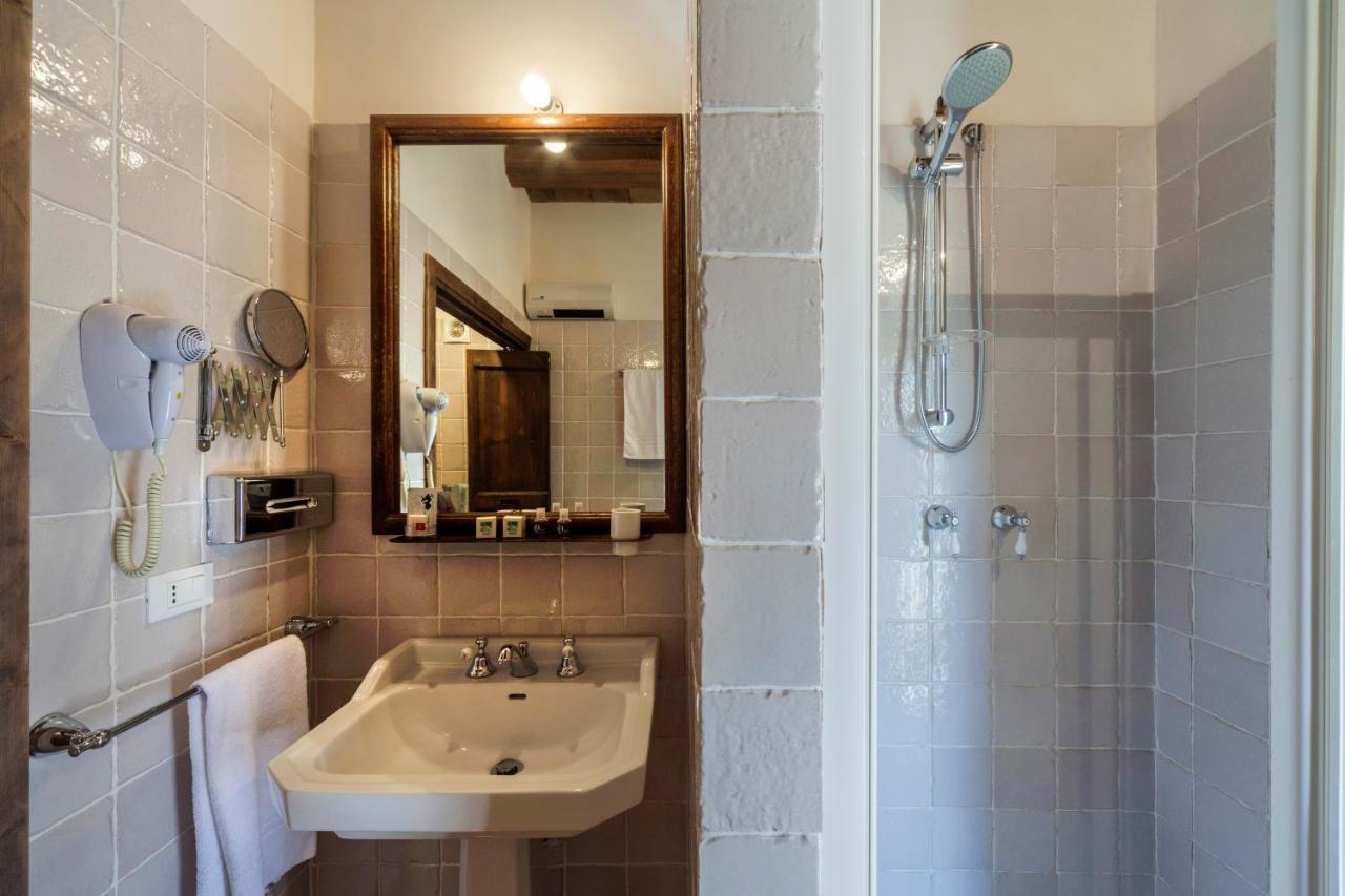 Buccheri Masseria Fortificata Lo Zafferaneto מראה חיצוני תמונה